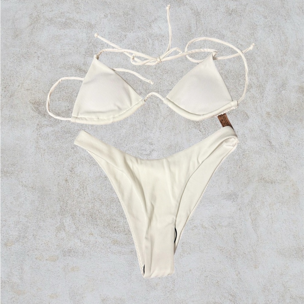 NWT Elegant White Bikini Set